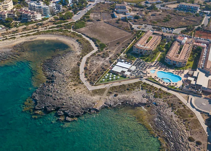 Universal Grand León&Spa